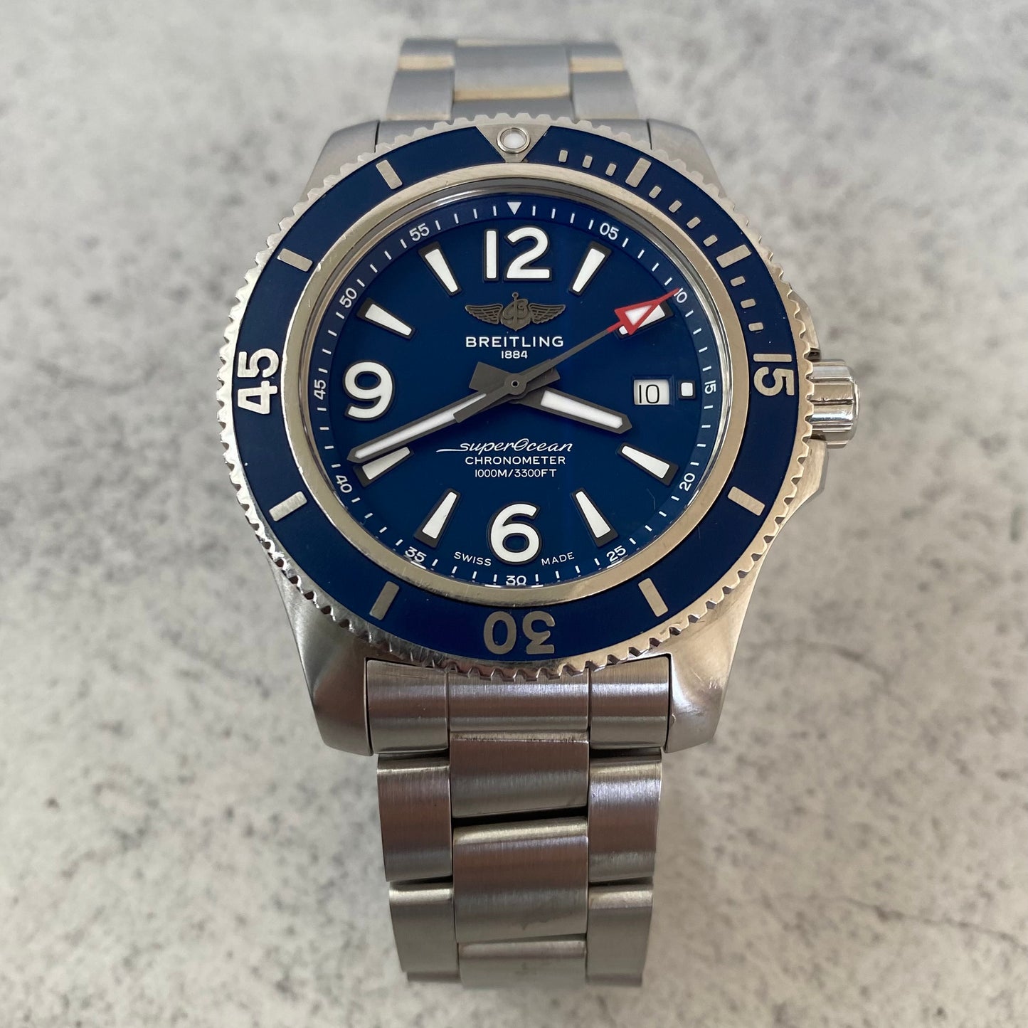Breitling Superocean 44 A17367 Automatic Watch - Showcase