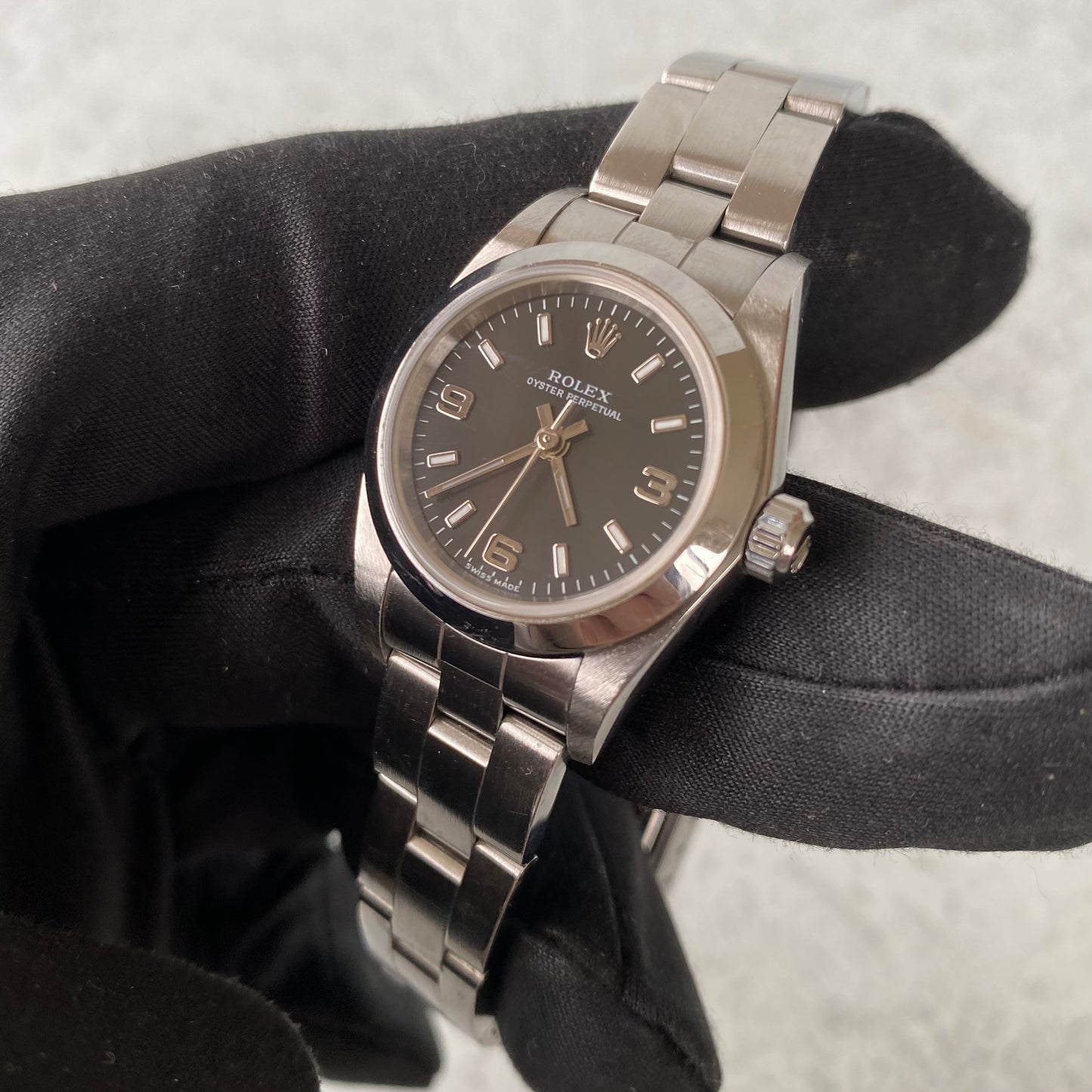 2004 Ladies Rolex Oyster Perpetual Black Dial 76080 Watch - Full Set