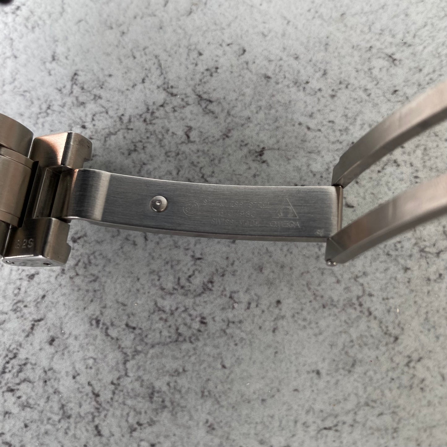 Omega Seamaster 300 Professional 2265.80.00 Blue Quartz 41mm Watch - Full Set