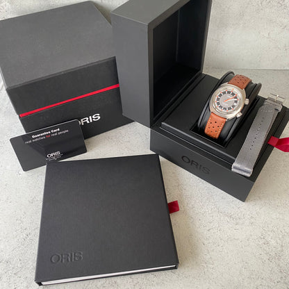 Oris Chronoris 733 7737 Date Automatic Swiss Watch