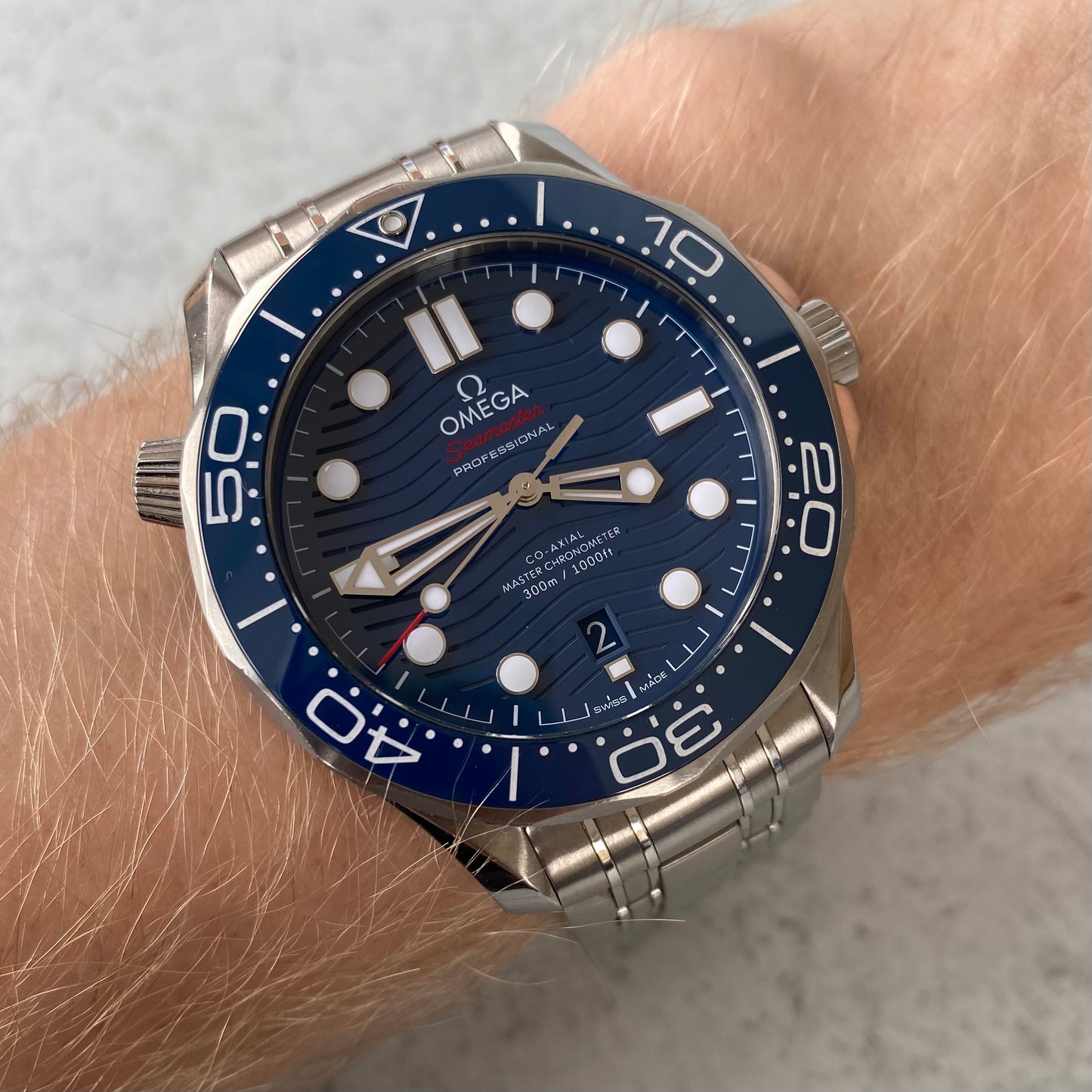 Omega Seamaster Diver 300 Co-Axial 210.30.42.20.03.001 Watch - Complete Set