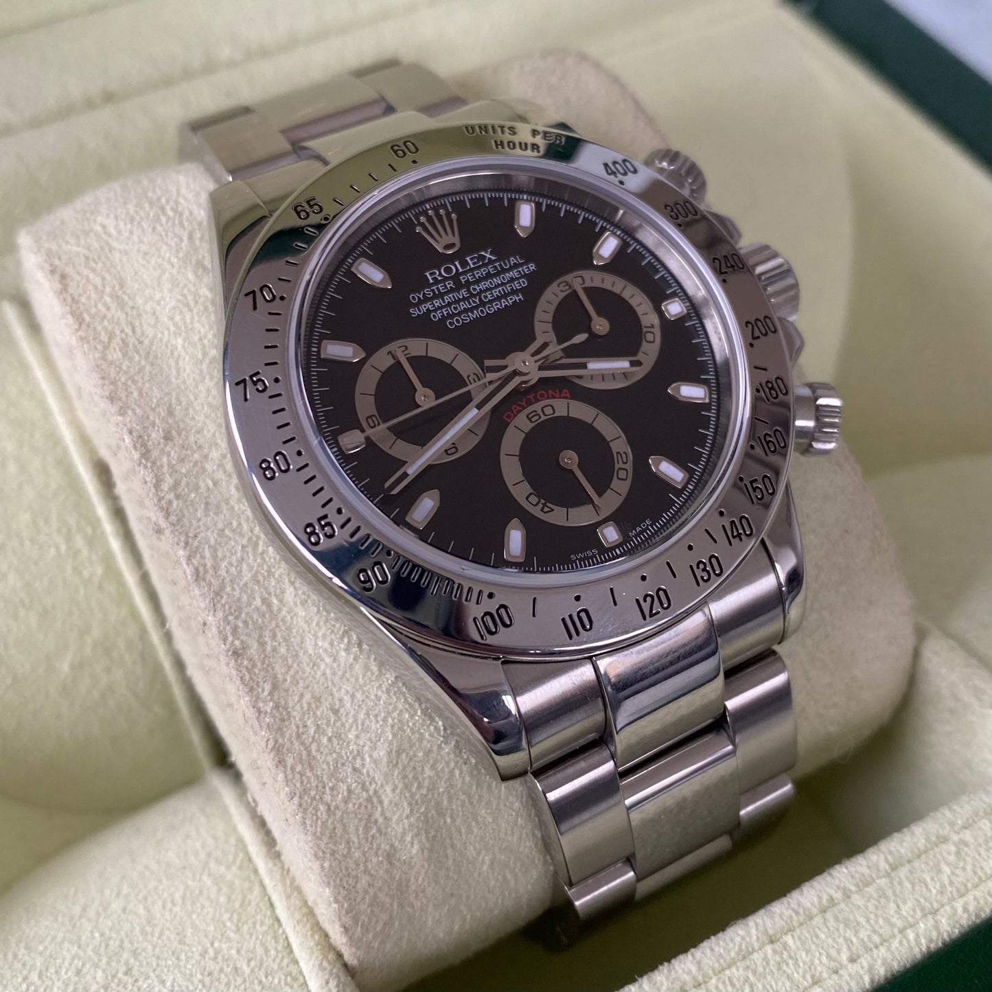2006 Rolex Cosmograph Daytona 116520 Black Dial Watch - Showcase