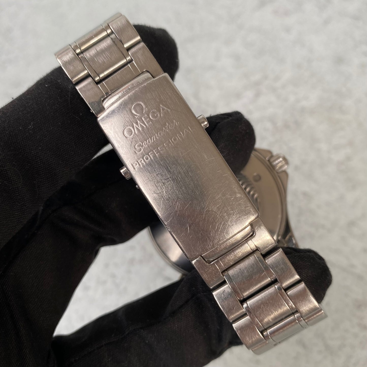 Omega Seamaster 300 Professional 2254.50.00 Automatic 41mm Watch - Full Set