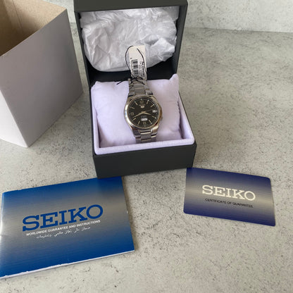 Seiko 5 Automatic 7S26-02F0 Black Dial Day/Date Watch - Box & Papers